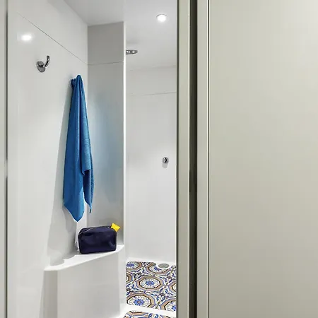 F1 Lyon Genay Hotel *