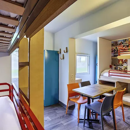 Отель F1 Lyon Genay *