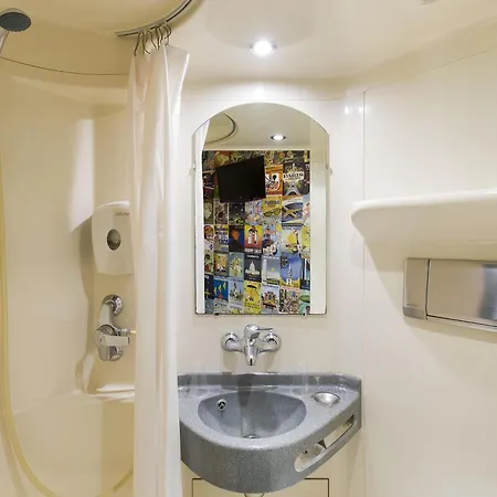 Отель F1 Lyon Genay Масьё