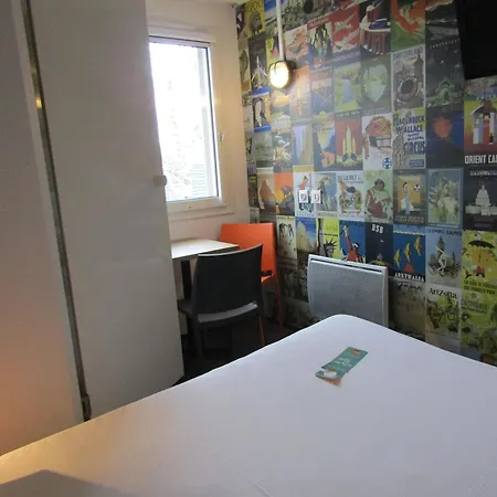 Отель F1 Lyon Genay