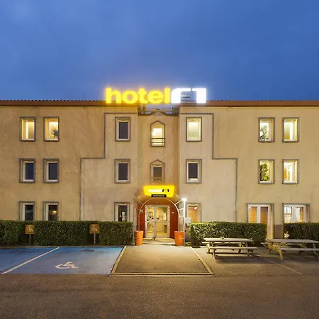 Отель F1 Lyon Genay *