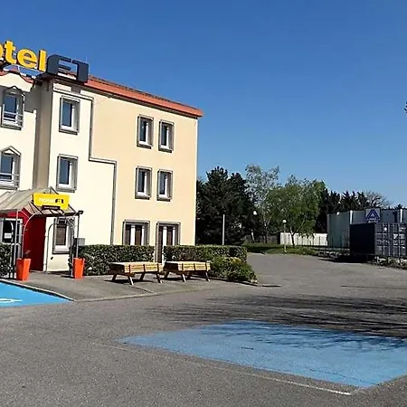 F1 Lyon Genay Hotel *