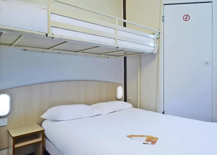 F1 Lyon Genay Hotel Massieux