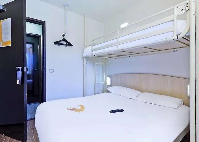 F1 Lyon Genay Hotel *